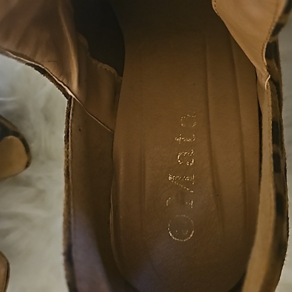 Mata Valentina-1 heeled leopard print leather booties slip in Size  8 1/2 - Picture 9 of 11